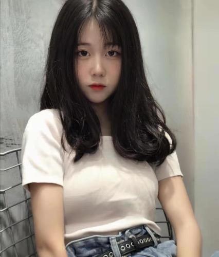 上海黄浦大学小妹出来兼职活好干净 第1张