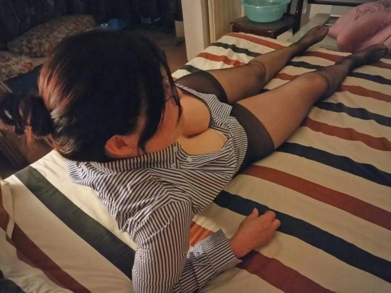 肉感少妇 第1张