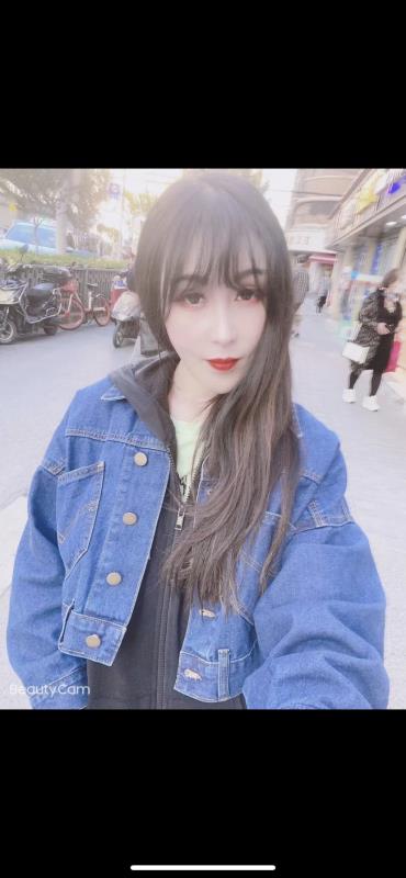 95年白皙小妞 第1张