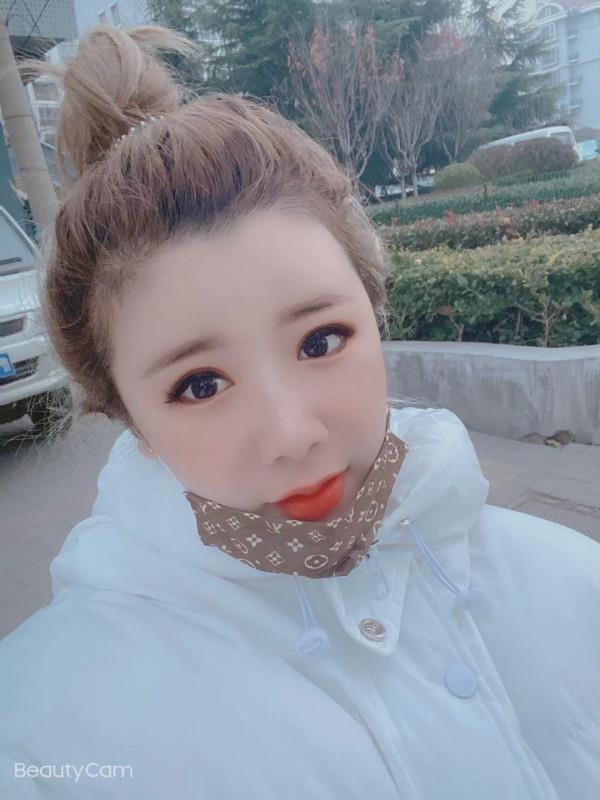 市北美女贝贝 第1张