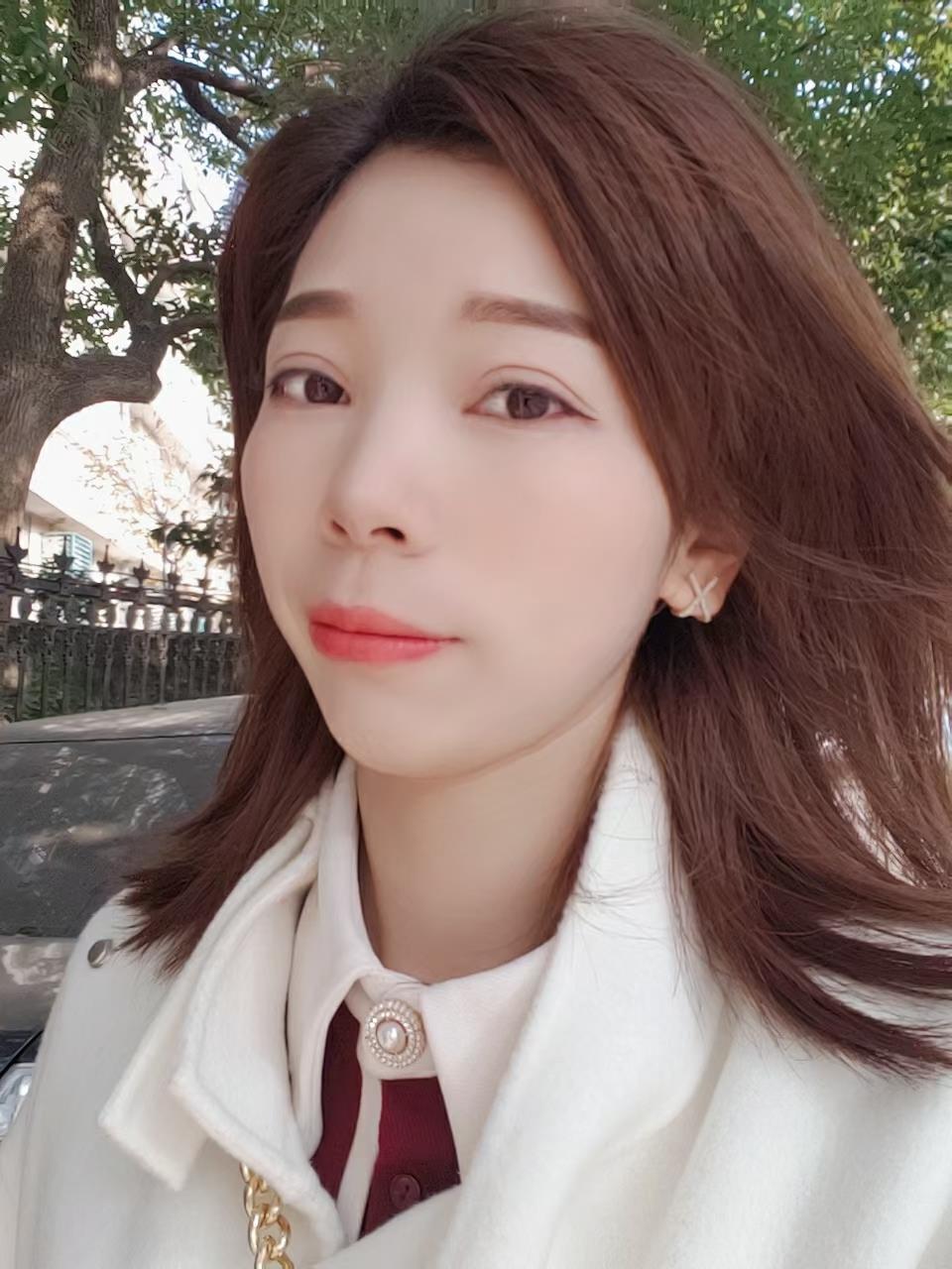 诸暨服务好的妹子 第1张