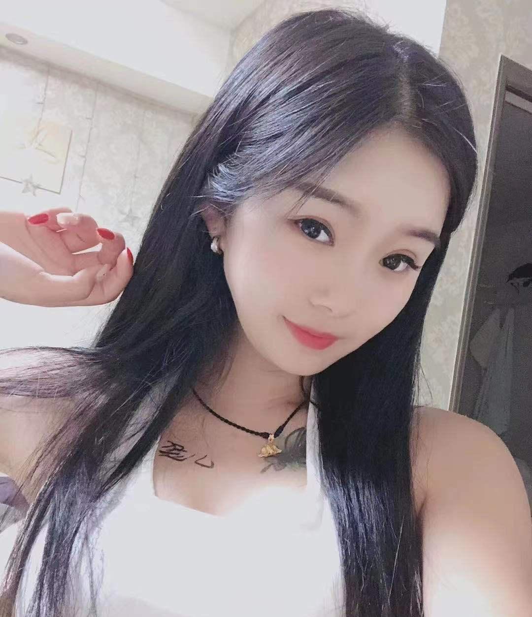 体验初次下水的小美女，会玩风骚，服务挺好 第2张