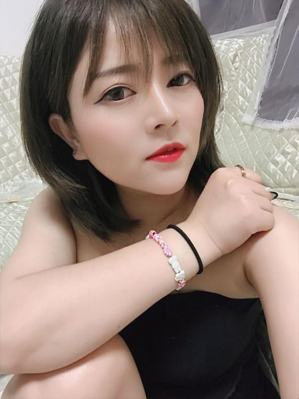 海珠少妇颜值不错 第1张
