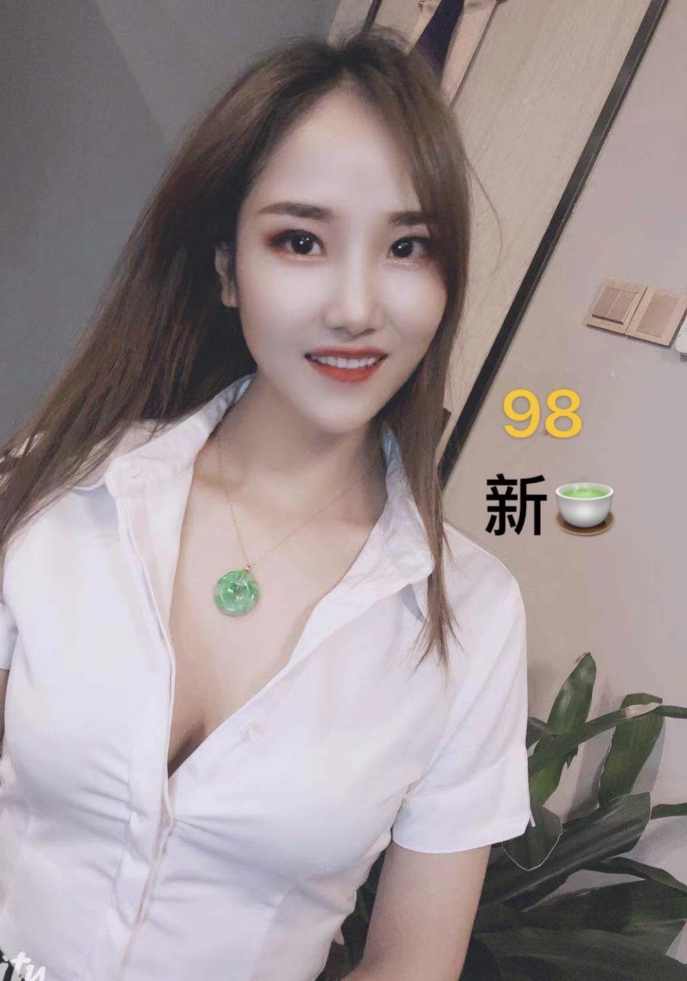 滨江半套天花板 第1张