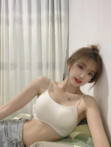 小骚妹新鲜货，外表很小清新良家，实质是小狐狸精 第1张