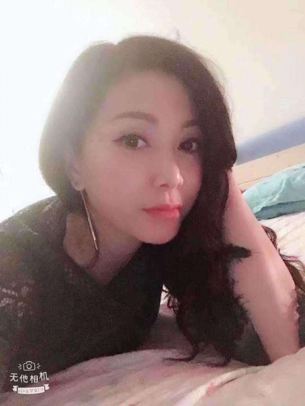 寻欢漂亮妹子 第2张