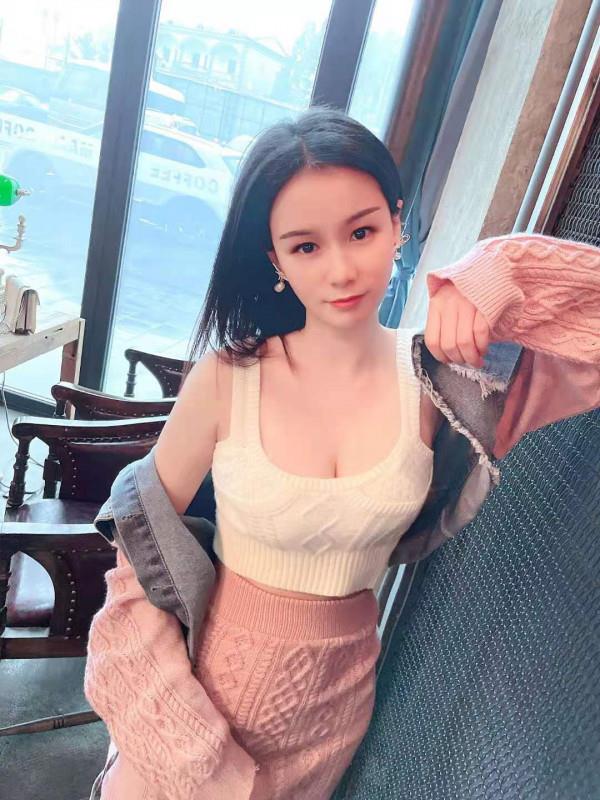 感觉很不错的莹莹妹子 第3张