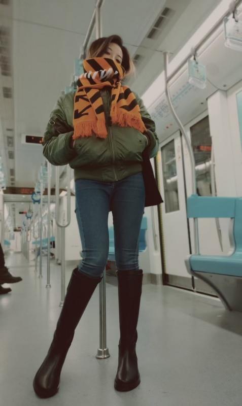 服务型小姐姐 第1张
