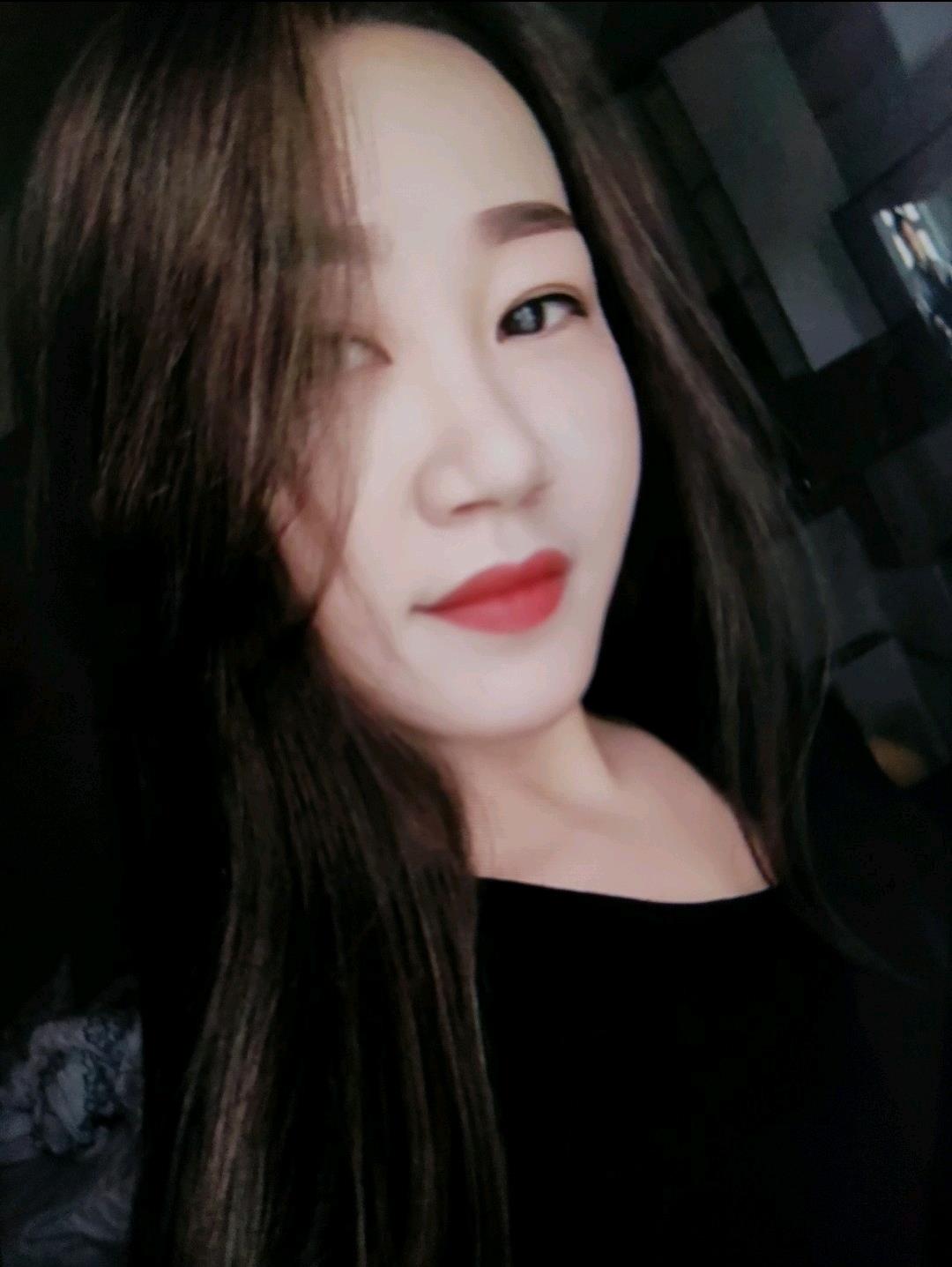 性感熟女 第1张