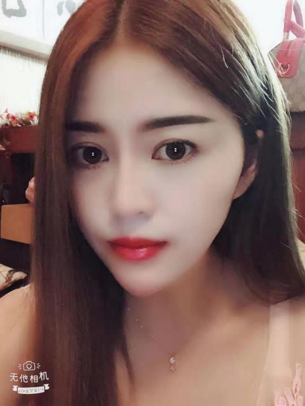 乖萌可爱的丫头 第1张