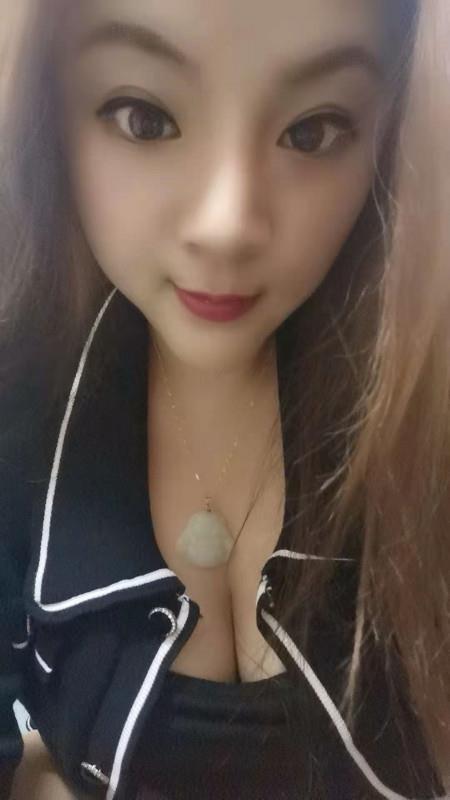 双飞大胸有肉感服务好 第3张