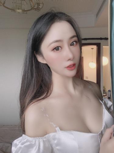 郑州极品炮架，一碰浑身哆嗦的健身达人，瑜伽教练 第1张
