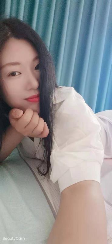 清纯美女身材不错 第1张