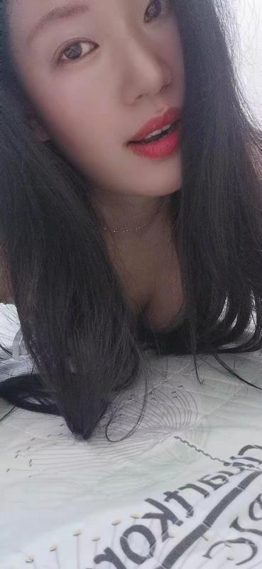 清纯美女身材不错 第3张