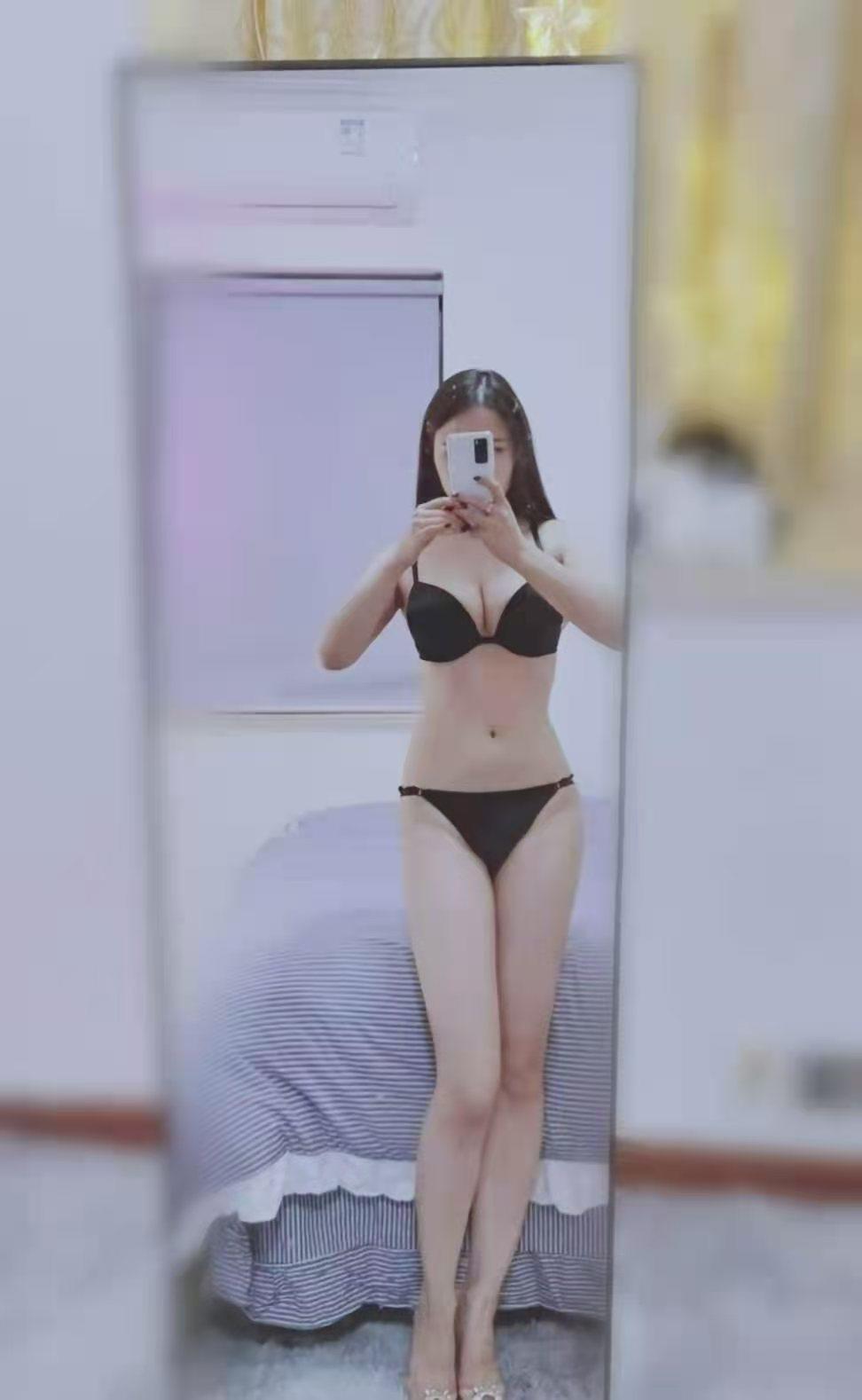 清纯良家的苏曼 第2张