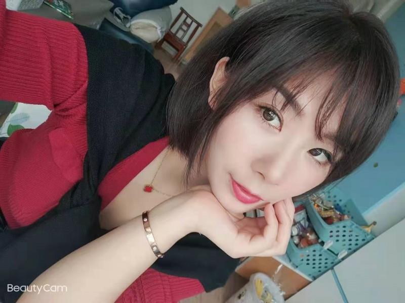 江岸区头道街妹子 第2张