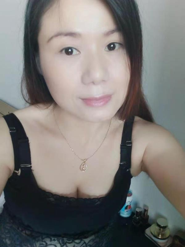 万寿熟女 第1张