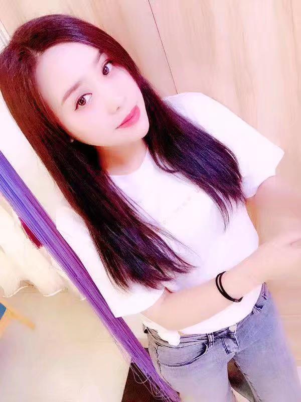 武汉汉口气质妹子 第1张