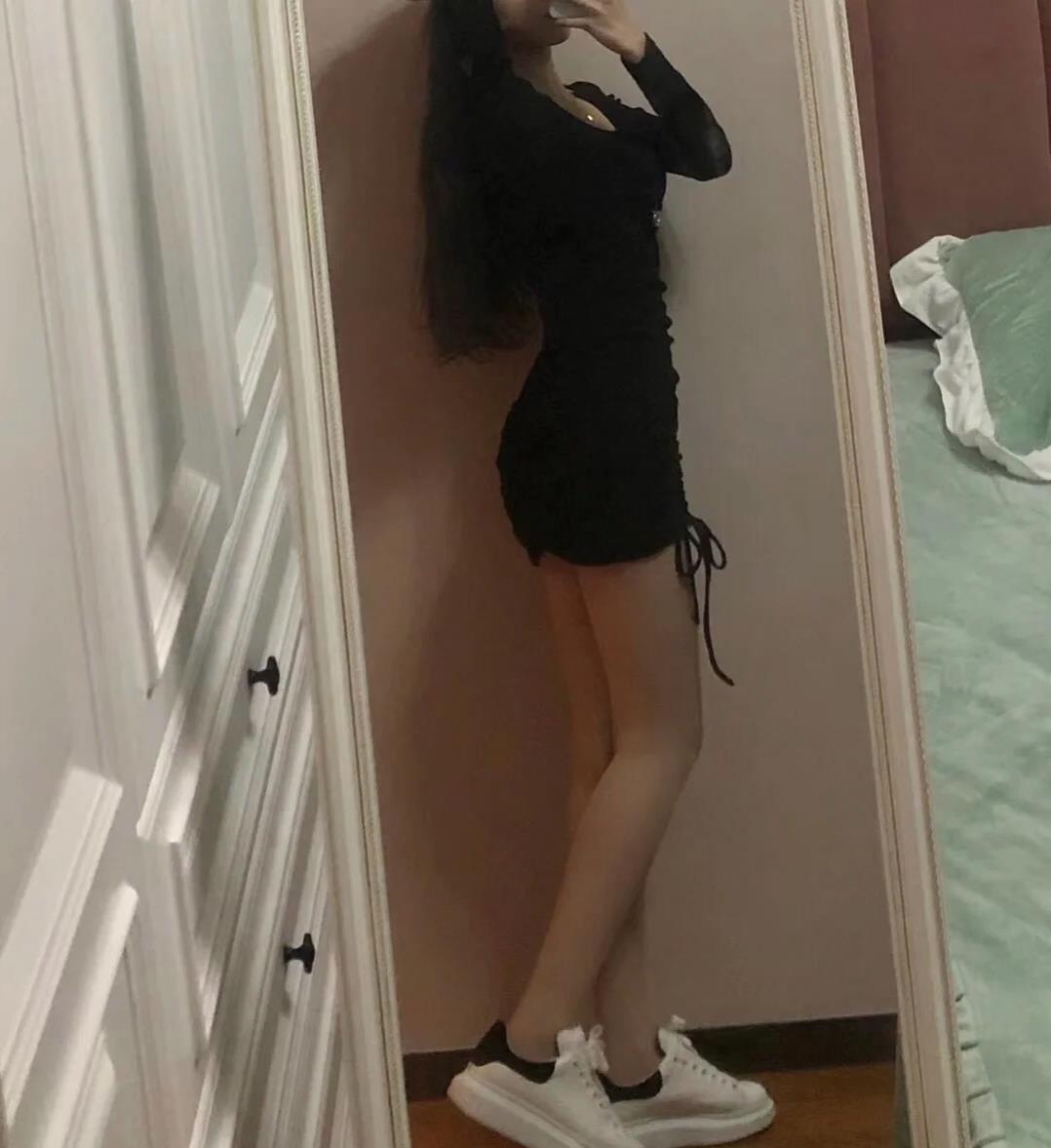 约炮极品嫩妹兔兔 第4张