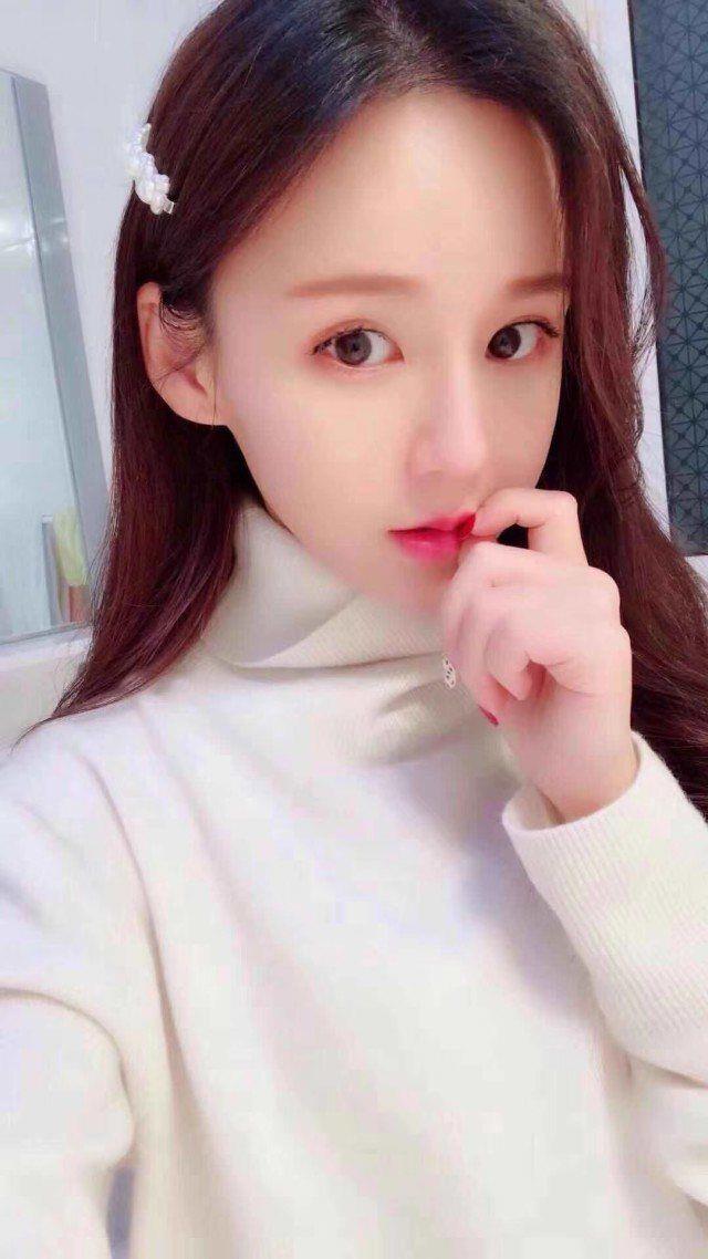 难得好资源,典型蝴蝶名器小美女,会夹会吸服务好 第2张