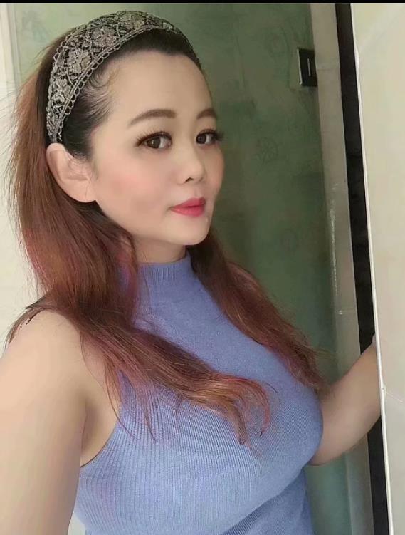 常熟路服务系熟女 第1张