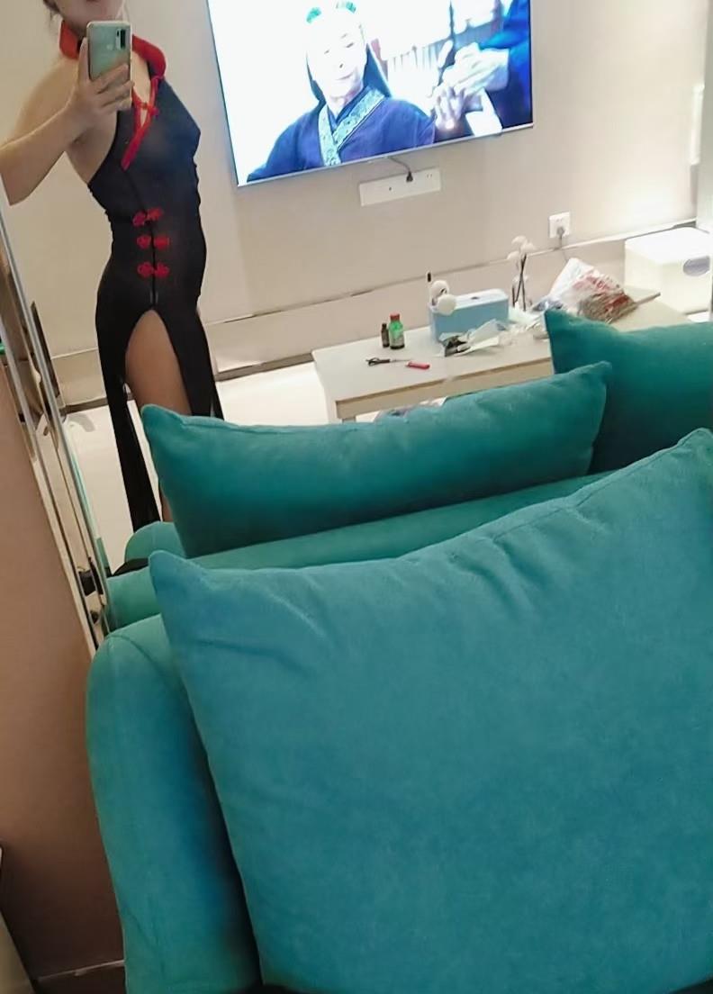 湖北大胸妹子 第2张