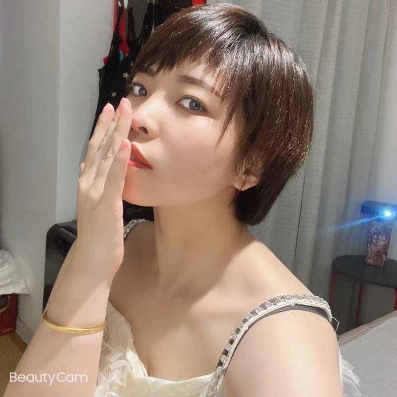万达草莓 第2张