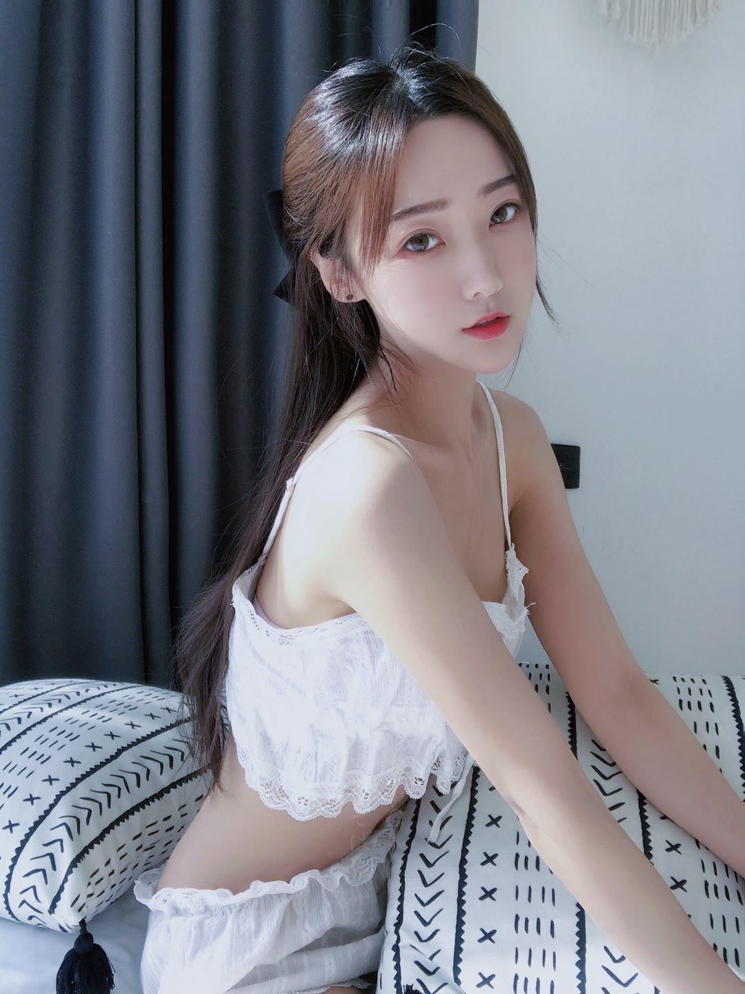 丰台性感美女水多多 第1张