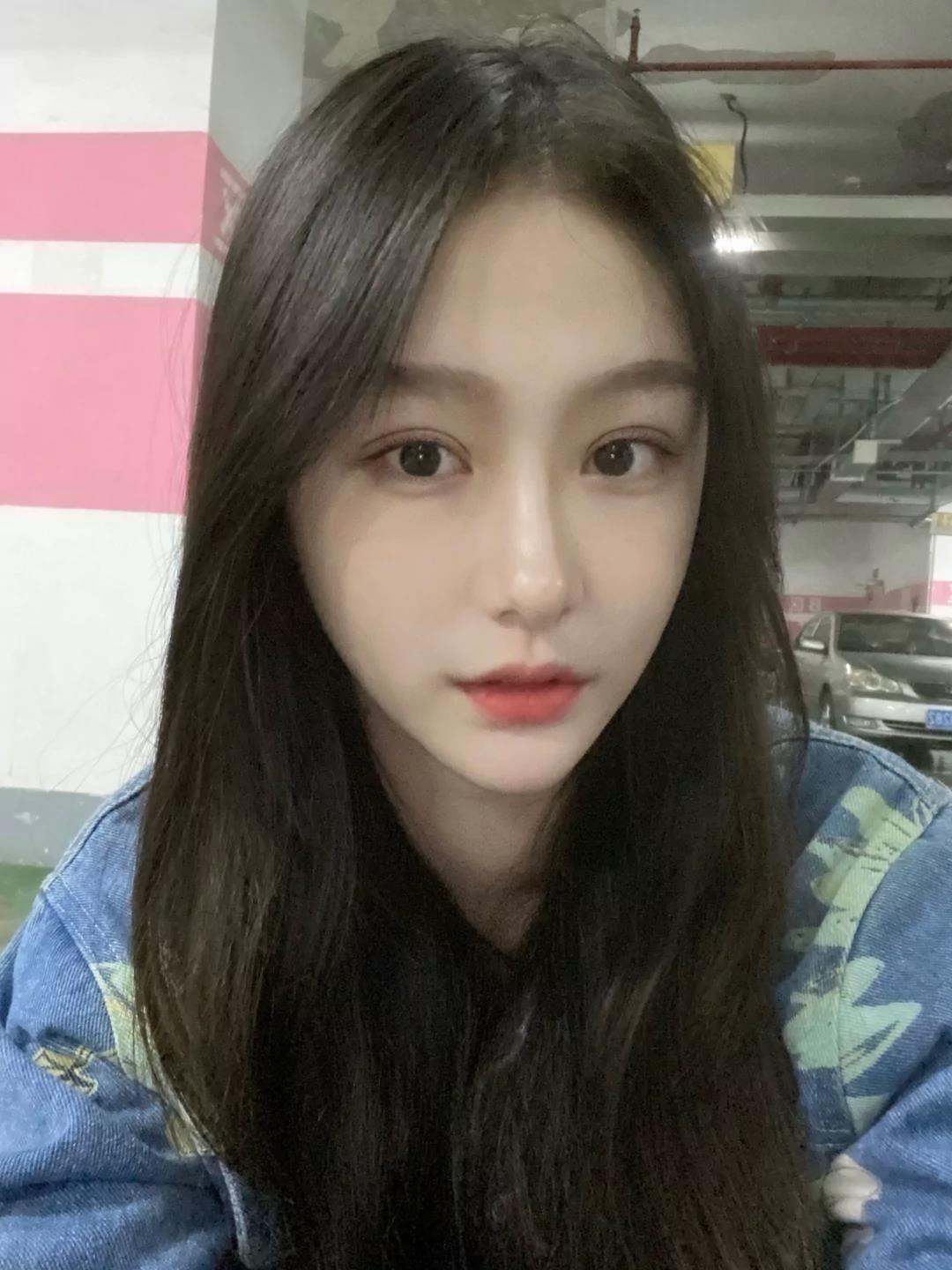 超可爱年轻小妹粉红无毛 第1张