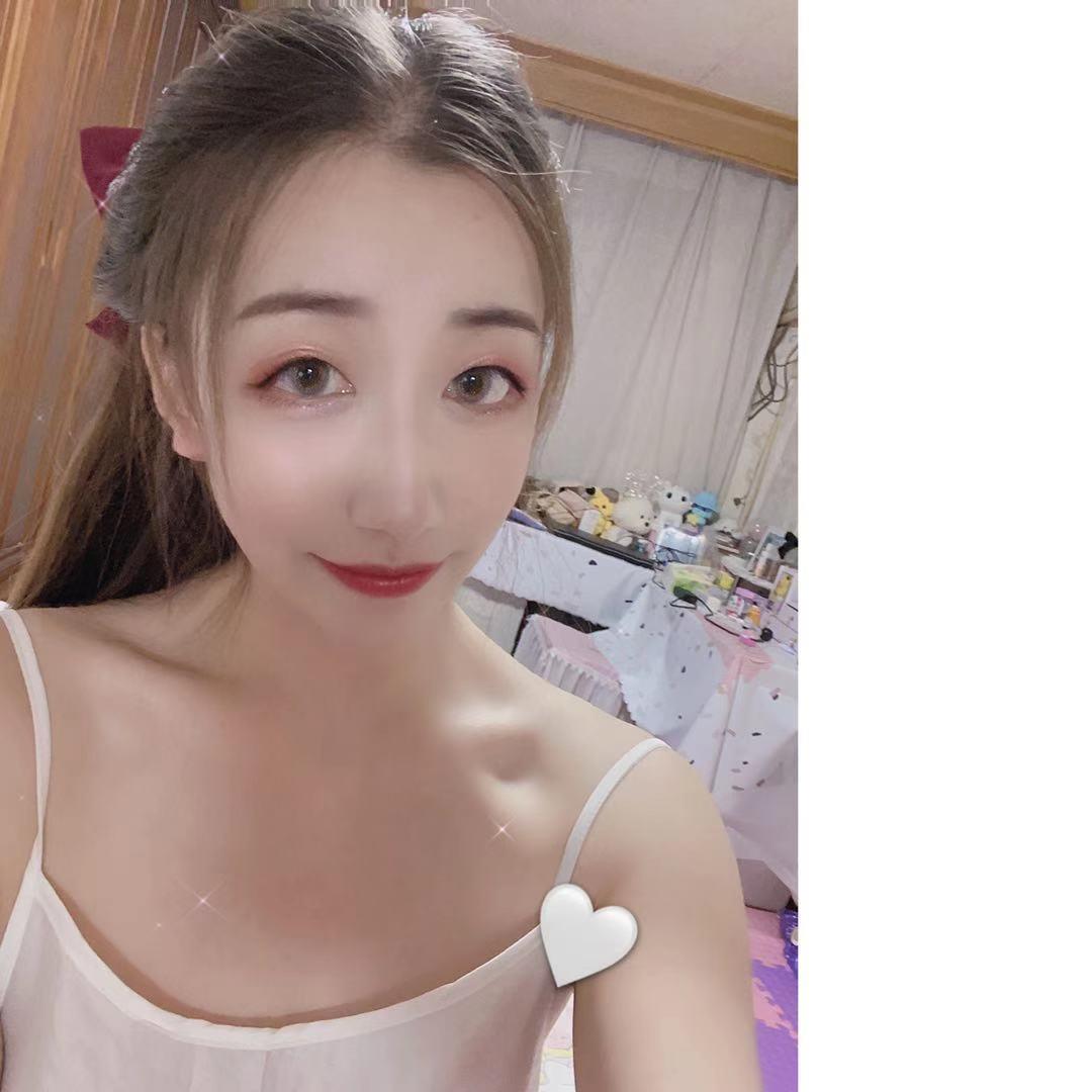 北京朝阳区景华南街美女 第1张