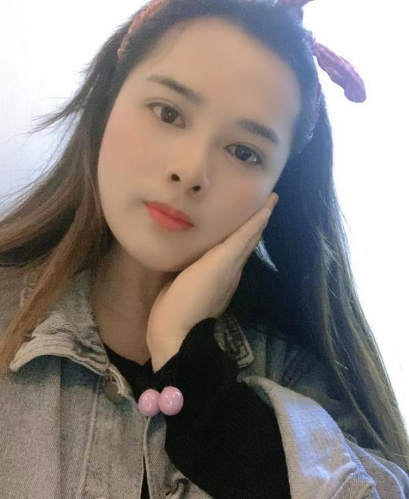 大奶技师莉莉 第2张