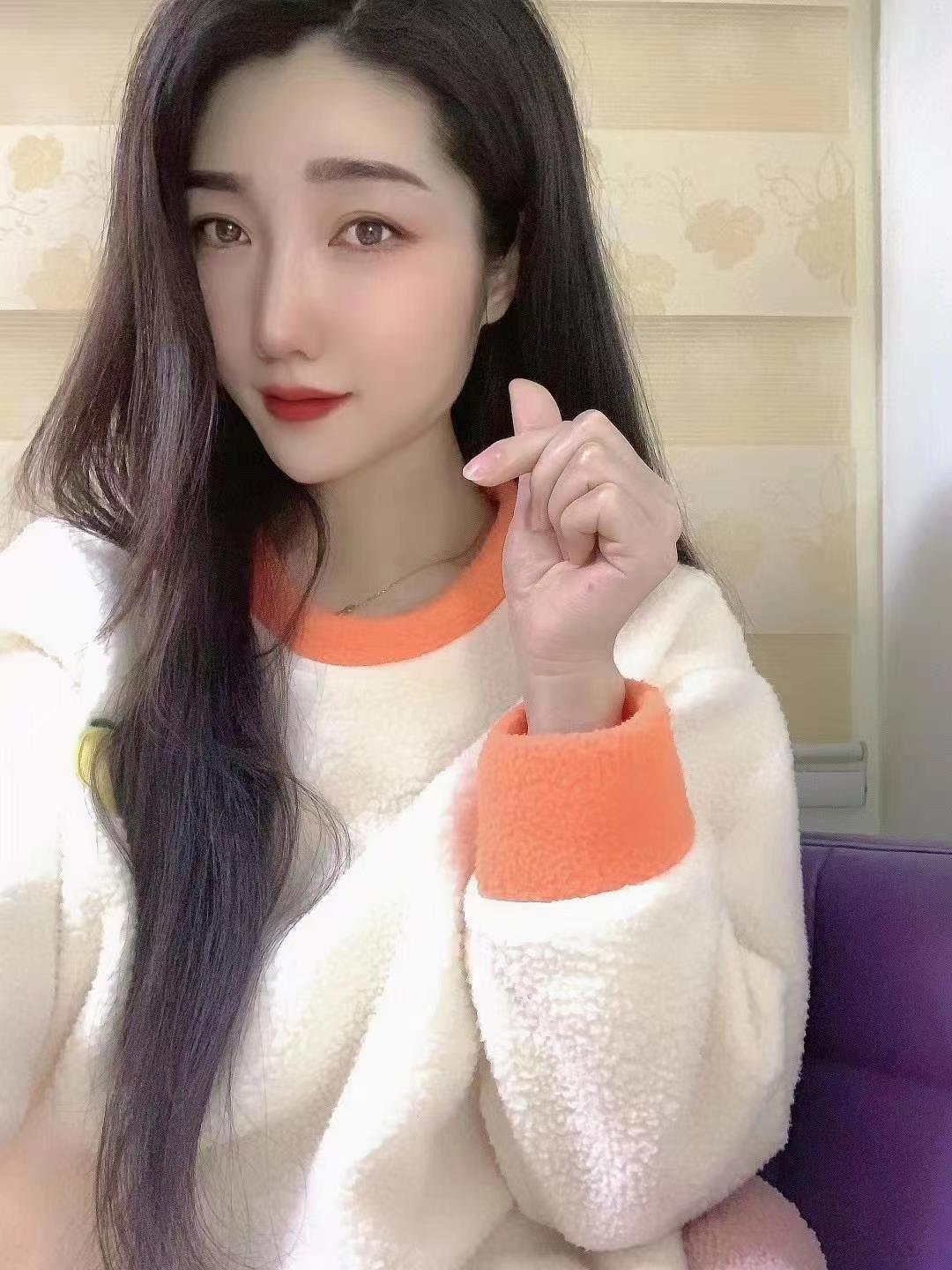 武汉，身材颜值一级棒 第1张
