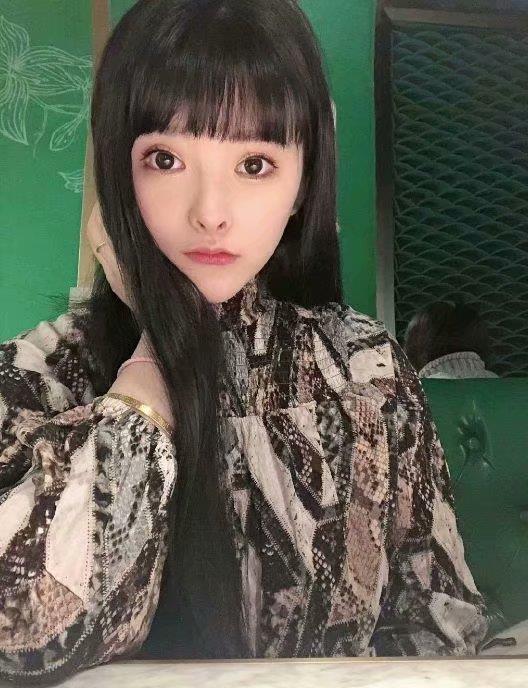 身高170+胸围36D之学姐女神,突破尺度的刺.激.极限上天爽 第1张
