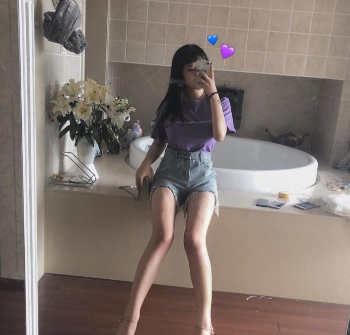 身高170+胸围36D之学姐女神,突破尺度的刺.激.极限上天爽 第2张