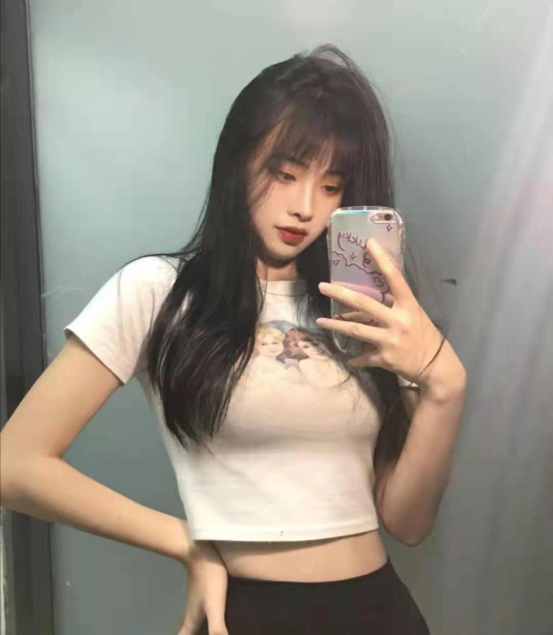 体验河东刚下海没多久的小妹妹 第1张
