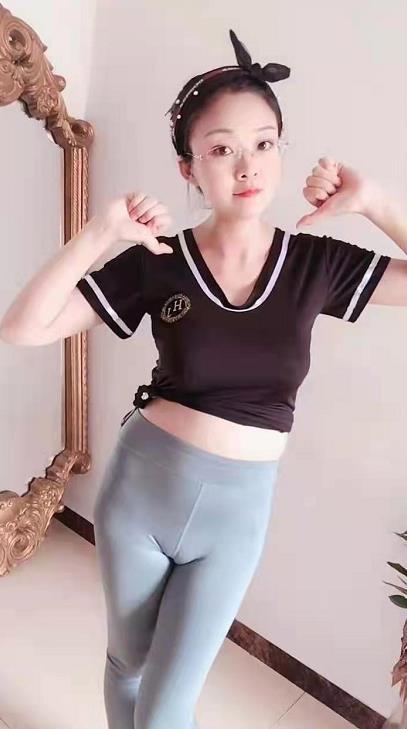 民治清纯的小娟 第1张