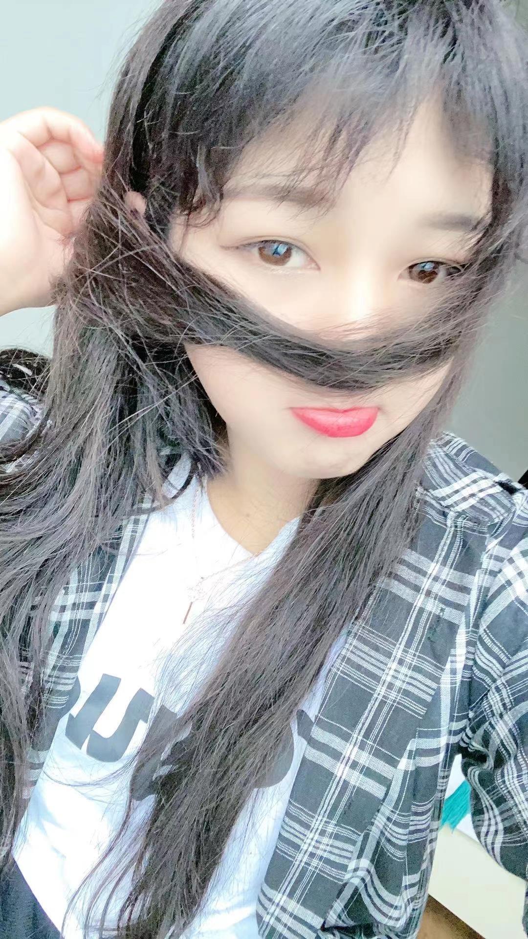 年轻的妹子，自己调教 第3张