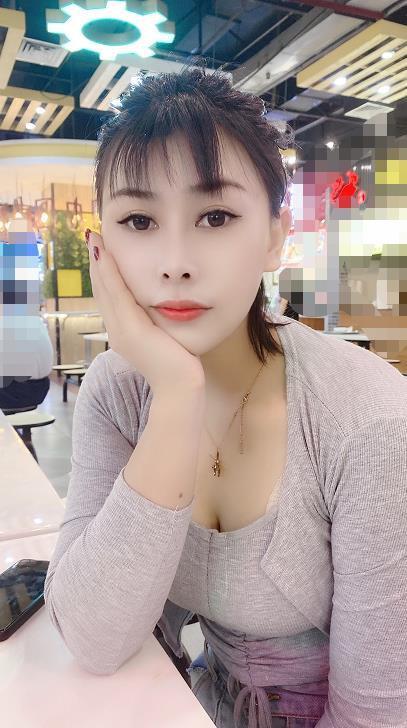 短发御姐可可 第1张