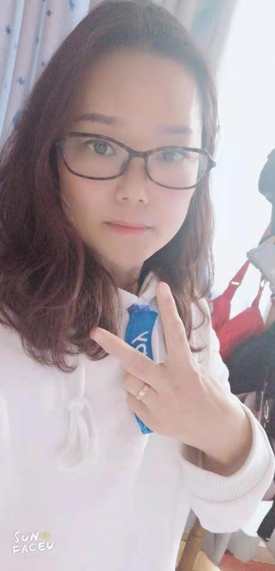 温柔贴心的服务系妹子 第2张
