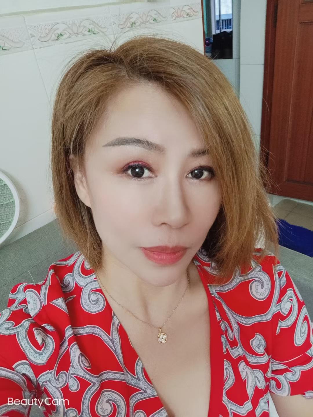 布吉风情少妇 第1张