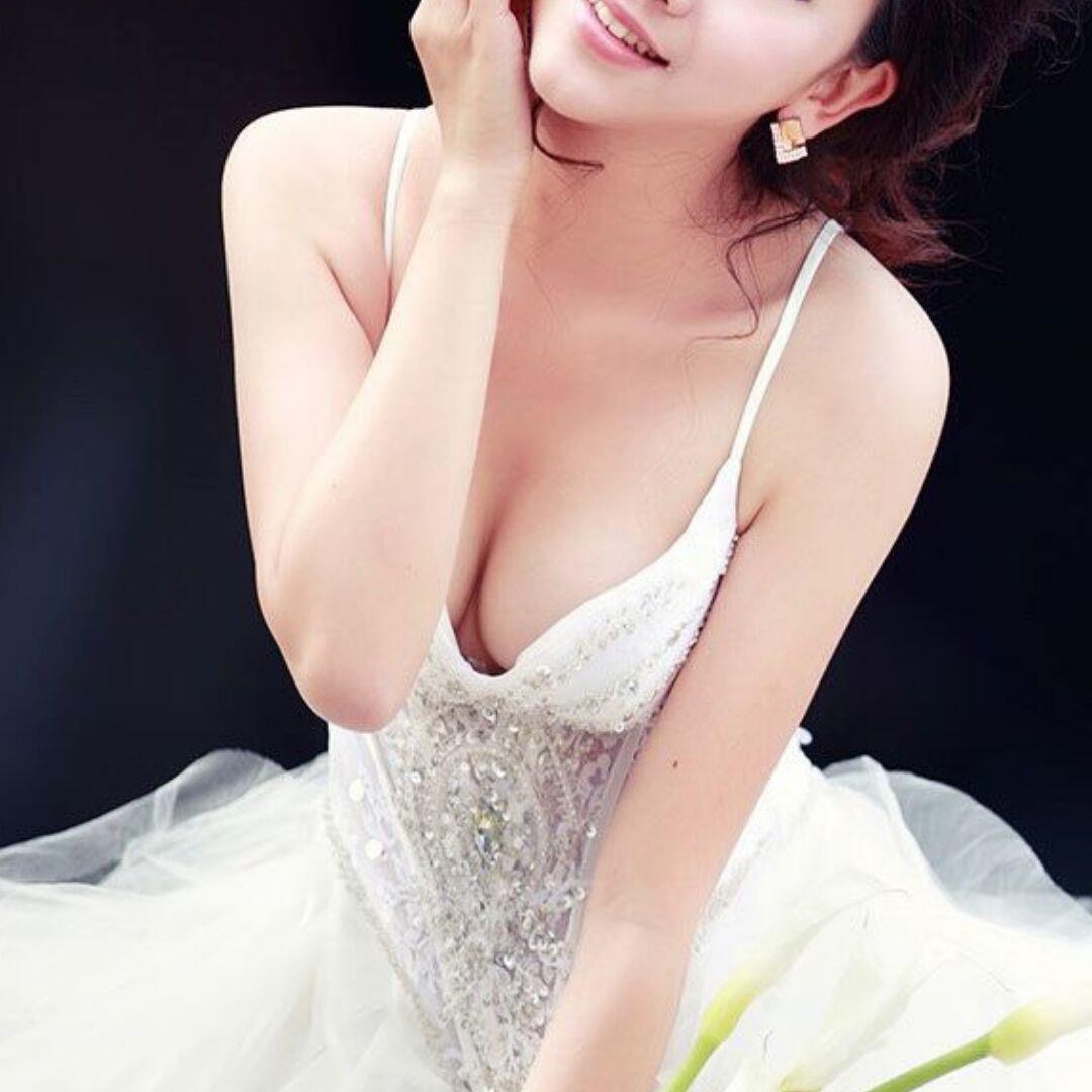 北京东城区大胸兼职美女 第1张