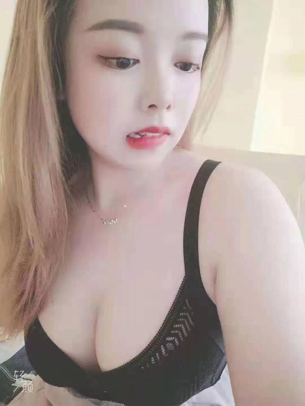石岩红牌大奶小燕 第1张