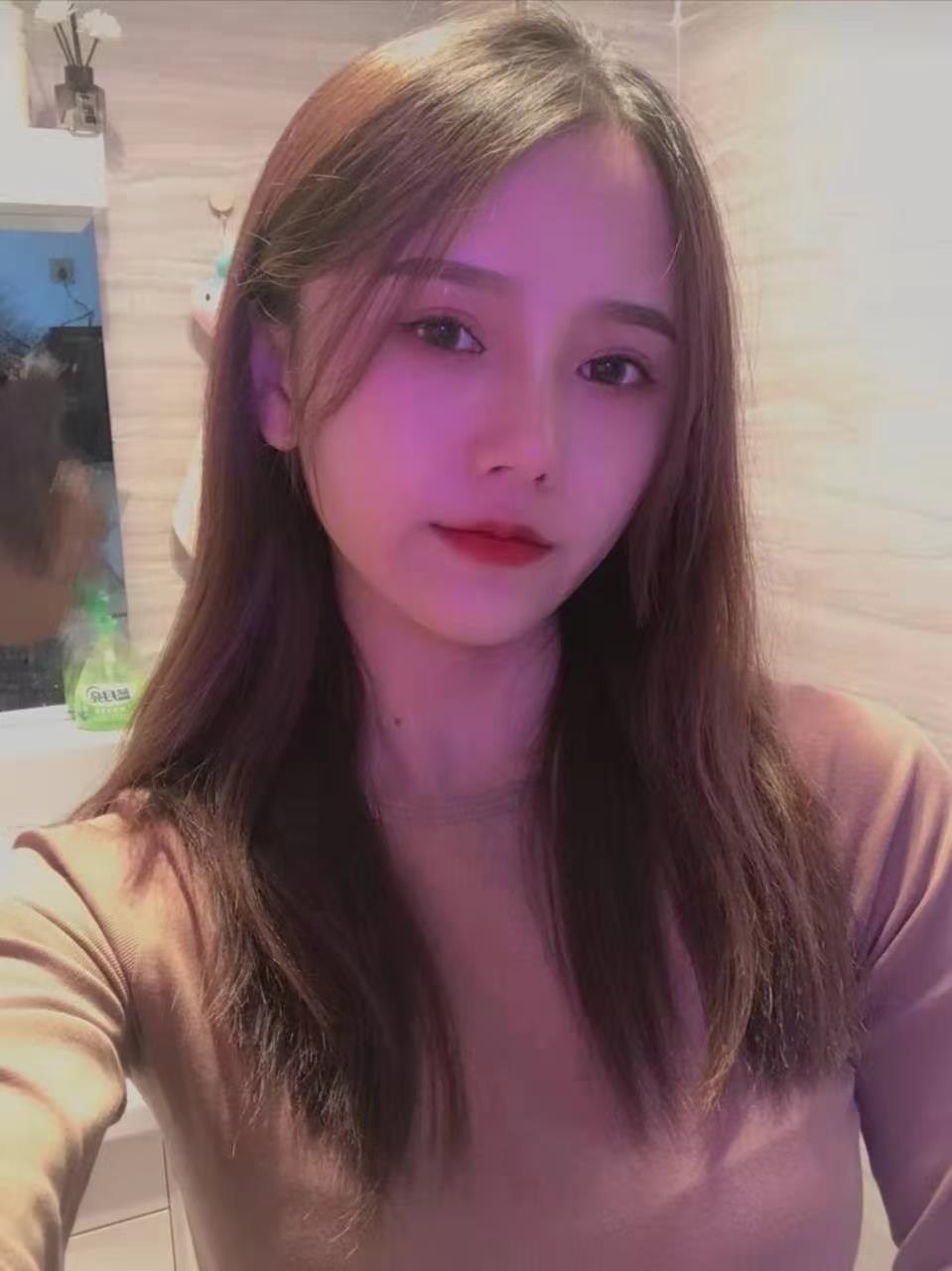 合肥长腿性感美女 第2张
