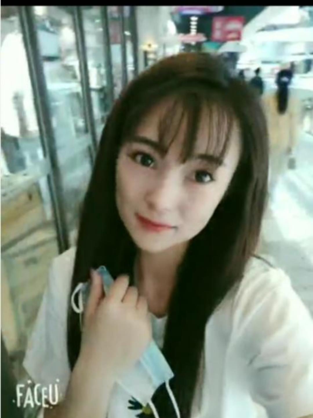 长腿骨干美女 第1张