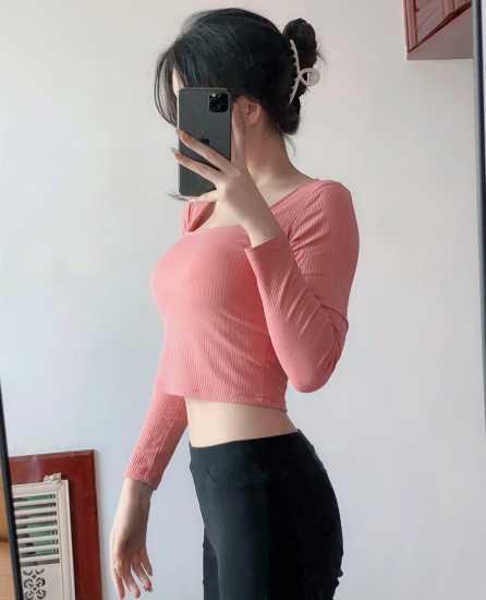 闵行兼职美女，90后大奶皮肤白嫩 第2张