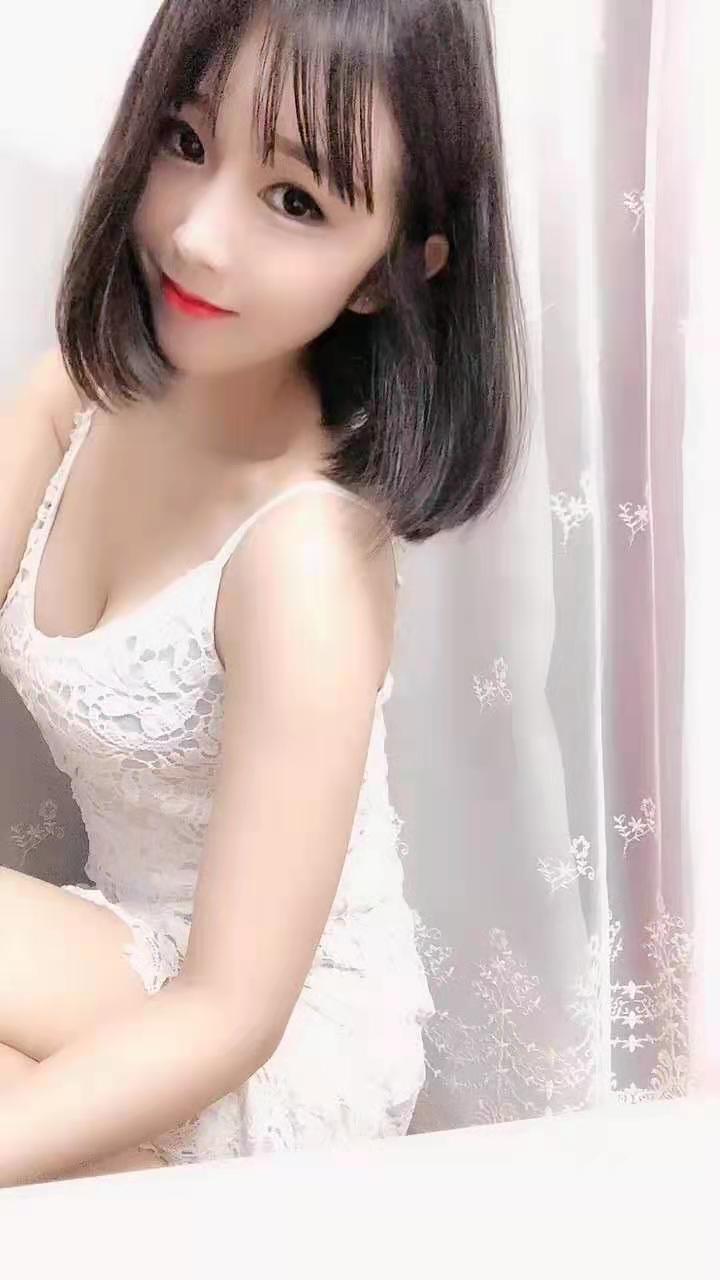 方庄自聊自做兼职萝莉小妹,娇嫩可爱甜蜜蜜。 第1张