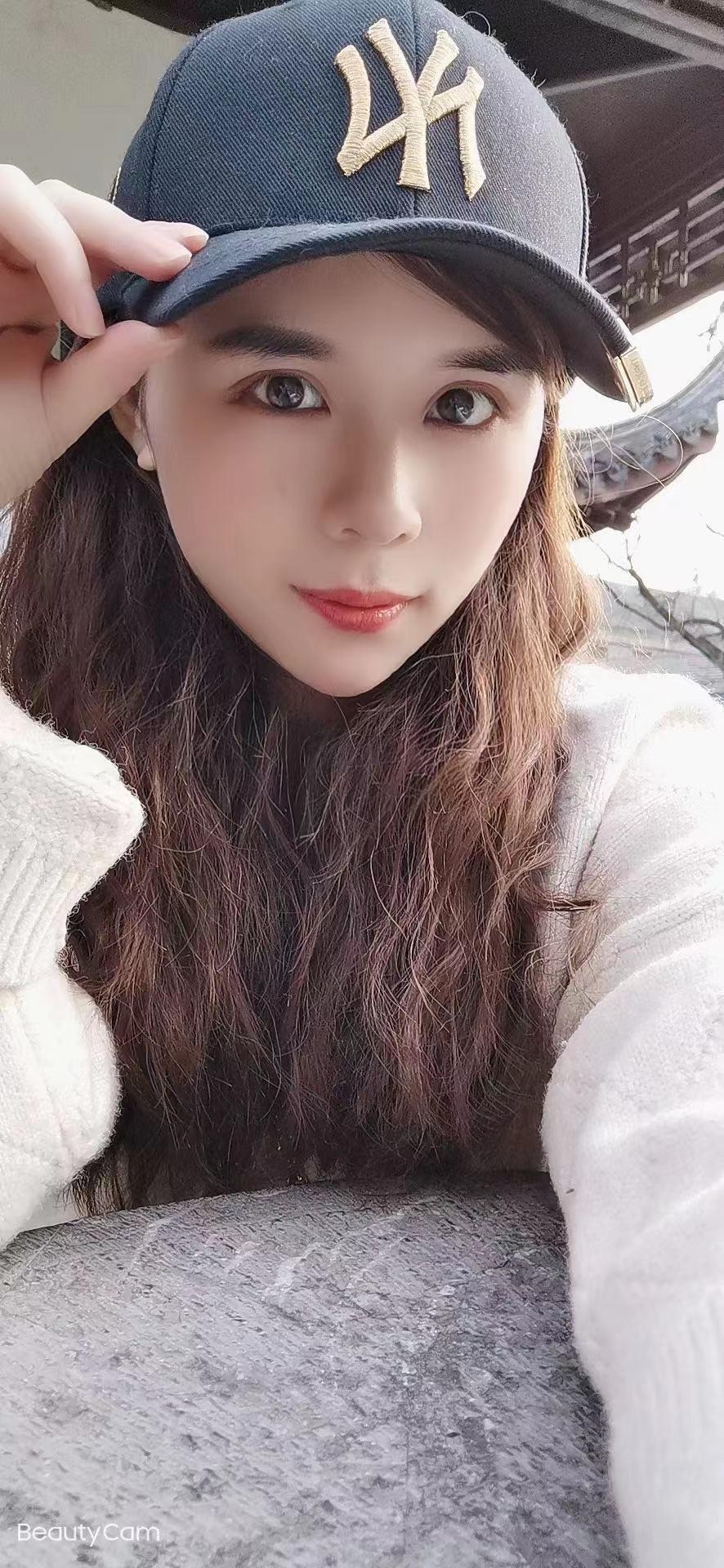 服务系年轻妹子 第2张