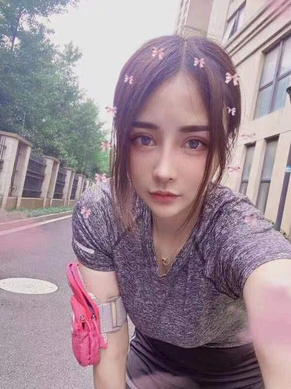 爱运动的可爱妹妹雨菲 第1张