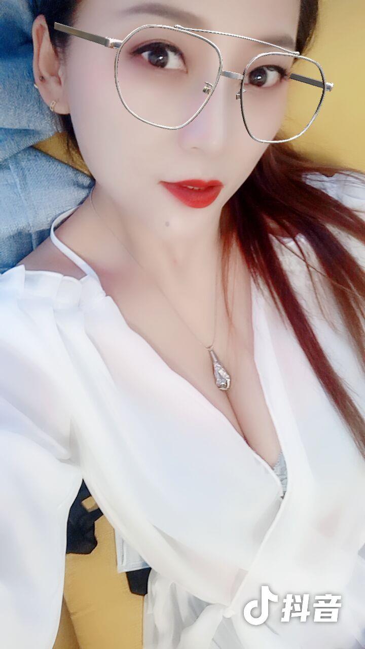 二探四方巷大胸妹 第2张
