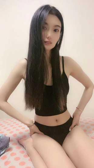 双井近年遇到过最清纯的妹子,应该是刚下水bb粉嫩水多 第1张